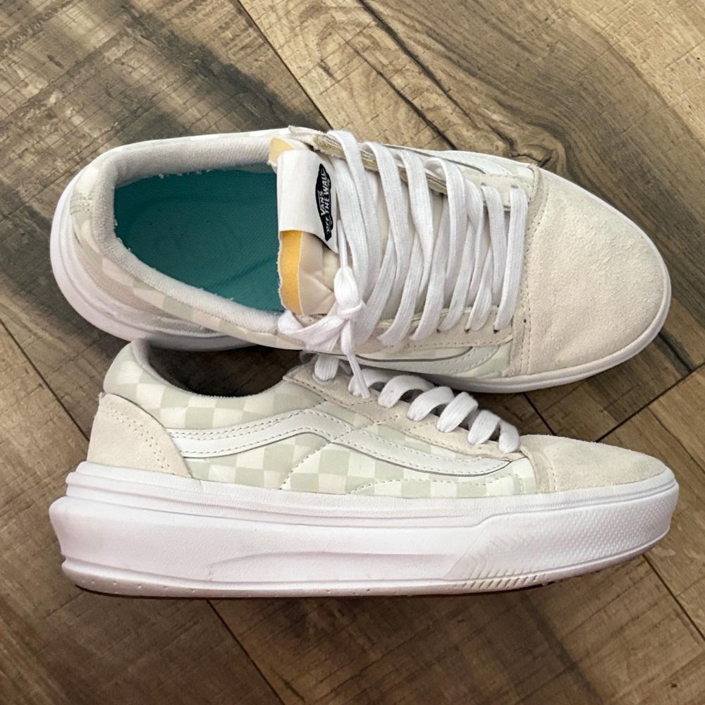 VANS COMFYCUSH OLD SKOOL PLATFORM LOW WOMEN SZ 8.5 SHOES
